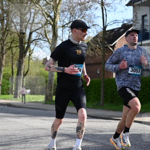12.04.2026 - 45. Internationalen Wilhelmsburger Insellauf J. Mangold http://msf.ph/oto/9454849 12.04.2026 10:22:21 Ziel 3053, 4694, 5507, 5561, 3963, 5271, 4384, 4291, 2383 meine-sportfotos.de