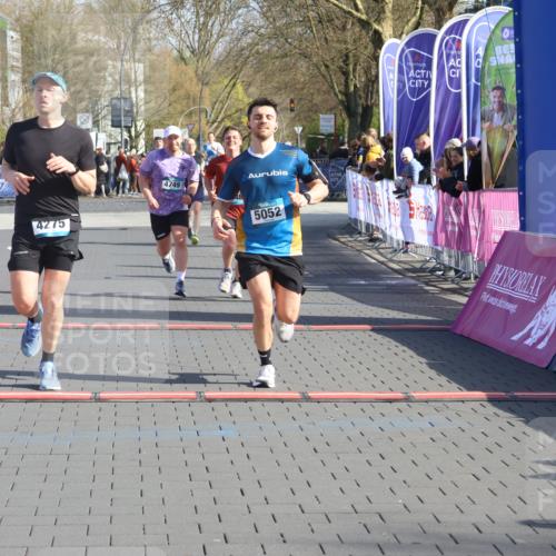 12.04.2026 - 45. Internationalen Wilhelmsburger Insellauf Strokosch-Dieckow http://msf.ph/oto/9454922 12.04.2026 10:30:38 Ziel 3845, 5052, 4275, 4748, 4749 meine-sportfotos.de