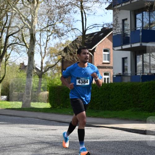 12.04.2026 - 45. Internationalen Wilhelmsburger Insellauf J. Mangold http://msf.ph/oto/9454939 12.04.2026 10:22:56 Ziel 4384, 4291, 2383, 3776, 5812, 4953, 5237, 4381 meine-sportfotos.de