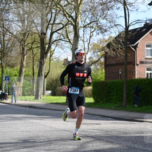 12.04.2026 - 45. Internationalen Wilhelmsburger Insellauf J. Mangold http://msf.ph/oto/9454953 12.04.2026 10:23:00 Ziel 4384, 4291, 2383, 3776, 5812, 4953, 5237, 4381, 4566 meine-sportfotos.de