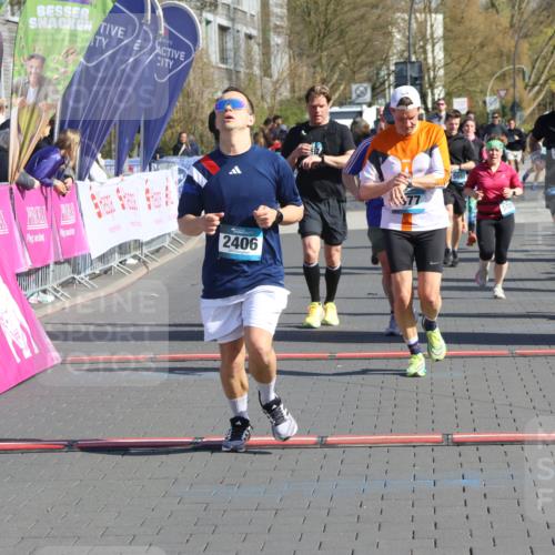 12.04.2026 - 45. Internationalen Wilhelmsburger Insellauf Strokosch-Dieckow http://msf.ph/oto/9454983 12.04.2026 10:43:28 Ziel 5840, 2406, 4377, 3086, 3227, 4974, 5705 meine-sportfotos.de