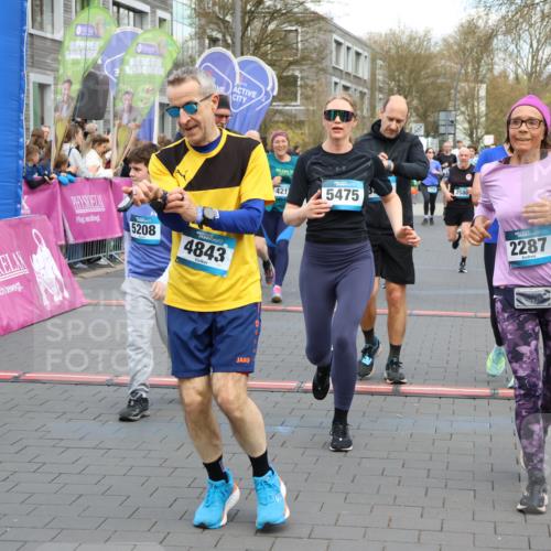 12.04.2026 - 45. Internationalen Wilhelmsburger Insellauf Strokosch-Dieckow http://msf.ph/oto/9455049 12.04.2026 13:04:03 Ziel 5208, 4842, 2287, 4843, 4526, 5475, 2007, 3523, 4217, 5433, 5430, 5105, 2580, 2412 meine-sportfotos.de