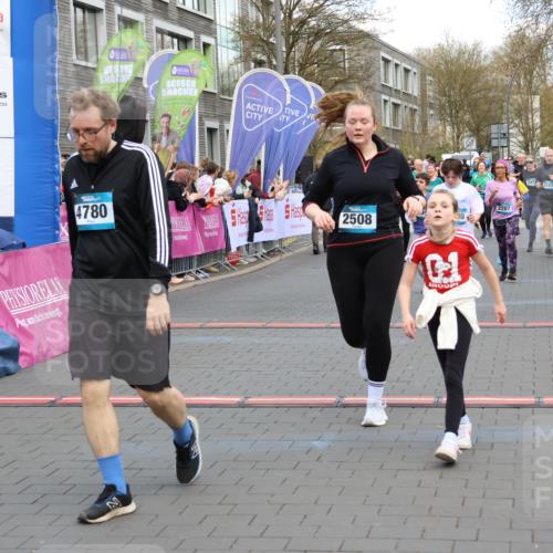 12.04.2026 - 45. Internationalen Wilhelmsburger Insellauf Strokosch-Dieckow http://msf.ph/oto/9455125 12.04.2026 13:03:57 Ziel 2642, 4780, 5063, 2508, 5200, 5208, 4842, 2287, 4843, 4526 meine-sportfotos.de