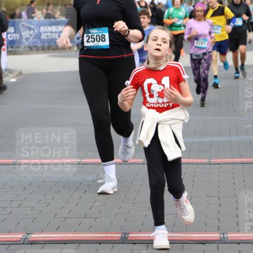 12.04.2026 - 45. Internationalen Wilhelmsburger Insellauf Strokosch-Dieckow http://msf.ph/oto/9455160 12.04.2026 13:03:56 Ziel 2642, 4780, 5063, 2508, 5200, 5208, 4842, 2287 meine-sportfotos.de