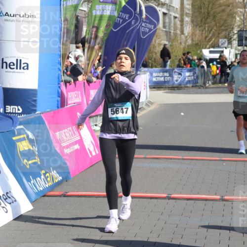 12.04.2026 - 45. Internationalen Wilhelmsburger Insellauf Strokosch-Dieckow http://msf.ph/oto/9455218 12.04.2026 10:43:45 Ziel 5407, 5286, 2039 meine-sportfotos.de