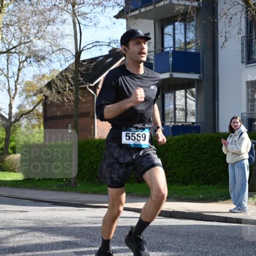 12.04.2026 - 45. Internationalen Wilhelmsburger Insellauf J. Mangold http://msf.ph/oto/9455223 12.04.2026 10:25:06 Ziel 4495, 5415, 5569, 3321, 5502, 3812, 3578, 5767, 5707 meine-sportfotos.de