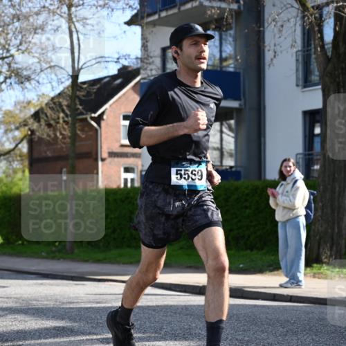 12.04.2026 - 45. Internationalen Wilhelmsburger Insellauf J. Mangold http://msf.ph/oto/9455224 12.04.2026 10:25:06 Ziel 4495, 5415, 5569, 3321, 5502, 3812, 3578, 5767, 5707 meine-sportfotos.de