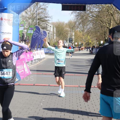 12.04.2026 - 45. Internationalen Wilhelmsburger Insellauf Strokosch-Dieckow http://msf.ph/oto/9455291 12.04.2026 10:43:49 Ziel 2039 meine-sportfotos.de