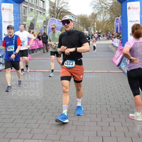 12.04.2026 - 45. Internationalen Wilhelmsburger Insellauf Strokosch-Dieckow http://msf.ph/oto/9455292 12.04.2026 13:03:51 Ziel 5470, 4743, 4323, 3962, 3652, 2642, 4780, 5063 meine-sportfotos.de