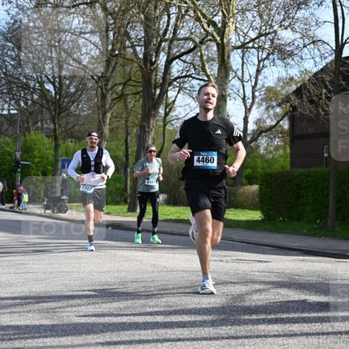 12.04.2026 - 45. Internationalen Wilhelmsburger Insellauf J. Mangold http://msf.ph/oto/9455307 12.04.2026 10:26:00 Ziel 4175, 4460, 2382, 3487, 5708, 4621, 4061, 3368, 4572, 5742, 4225, 3752, 3047, 3752, 3047, 2160 meine-sportfotos.de