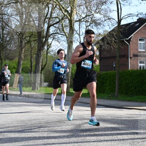 12.04.2026 - 45. Internationalen Wilhelmsburger Insellauf J. Mangold http://msf.ph/oto/9455371 12.04.2026 10:26:18 Ziel 4061, 3368, 4572, 5742, 4225, 3752, 3047, 2160, 4673, 5344, 4941 meine-sportfotos.de