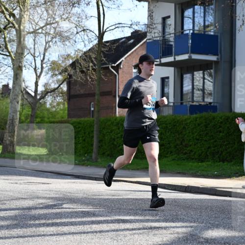 12.04.2026 - 45. Internationalen Wilhelmsburger Insellauf J. Mangold http://msf.ph/oto/9455399 12.04.2026 10:26:22 Ziel 4061, 3368, 4572, 5742, 4225, 3752, 3047, 2160, 4673, 5344, 4941, 5503 meine-sportfotos.de