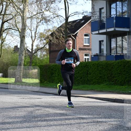 12.04.2026 - 45. Internationalen Wilhelmsburger Insellauf J. Mangold http://msf.ph/oto/9455471 12.04.2026 10:26:43 Ziel 4673, 5344, 4941, 5503, 5055, 5301, 2994, 5685, 4528, 3815, 5440, 5279, 2659, 5645 meine-sportfotos.de