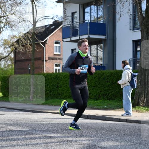 12.04.2026 - 45. Internationalen Wilhelmsburger Insellauf J. Mangold http://msf.ph/oto/9455478 12.04.2026 10:26:43 Ziel 4673, 5344, 4941, 5503, 5055, 5301, 2994, 5685, 4528, 3815, 5440, 5279, 2659, 5645 meine-sportfotos.de