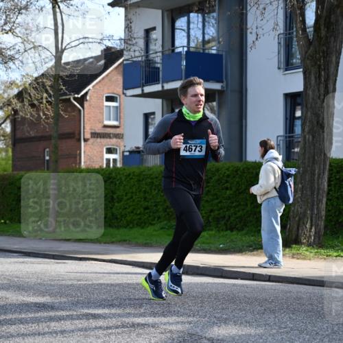 12.04.2026 - 45. Internationalen Wilhelmsburger Insellauf J. Mangold http://msf.ph/oto/9455479 12.04.2026 10:26:43 Ziel 4673, 5344, 4941, 5503, 5055, 5301, 2994, 5685, 4528, 3815, 5440, 5279, 2659, 5645 meine-sportfotos.de