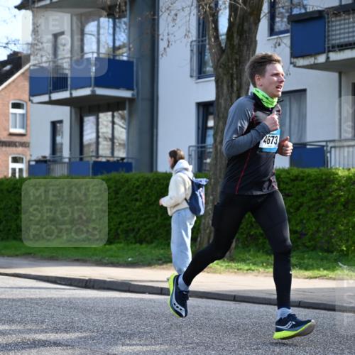 12.04.2026 - 45. Internationalen Wilhelmsburger Insellauf J. Mangold http://msf.ph/oto/9455486 12.04.2026 10:26:44 Ziel 4673, 5344, 4941, 5503, 5055, 5301, 2994, 5685, 4528, 3815, 5440, 5279, 2659, 5645 meine-sportfotos.de