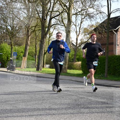 12.04.2026 - 45. Internationalen Wilhelmsburger Insellauf J. Mangold http://msf.ph/oto/9455492 12.04.2026 10:26:53 Ziel 5344, 4941, 5503, 5055, 5301, 2994, 5685, 4528, 3815, 5440, 5440, 5279, 2659, 5645 meine-sportfotos.de