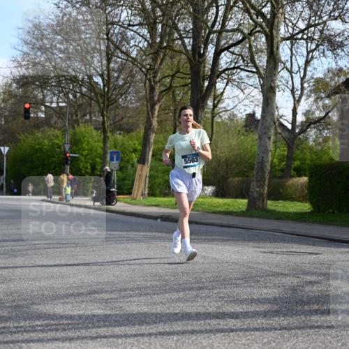 12.04.2026 - 45. Internationalen Wilhelmsburger Insellauf J. Mangold http://msf.ph/oto/9455522 12.04.2026 10:26:57 Ziel 5344, 4941, 5503, 5055, 5301, 2994, 5685, 4528, 3815, 5440, 5279, 2659, 5645, 5585, 2181 meine-sportfotos.de
