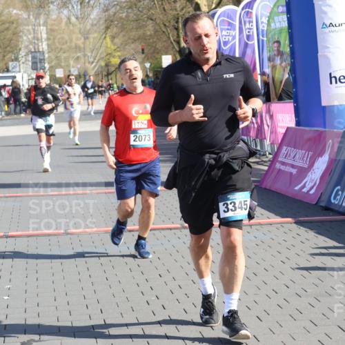 12.04.2026 - 45. Internationalen Wilhelmsburger Insellauf Strokosch-Dieckow http://msf.ph/oto/9455532 12.04.2026 10:44:20 Ziel 3345, 2073, 4829 meine-sportfotos.de