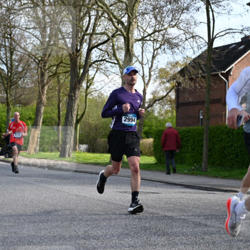 12.04.2026 - 45. Internationalen Wilhelmsburger Insellauf J. Mangold http://msf.ph/oto/9455567 12.04.2026 10:27:10 Ziel 5503, 5055, 5301, 2994, 5685, 4528, 3815, 5440, 5279, 2659, 5645, 5585, 2181, 4580, 2213 meine-sportfotos.de