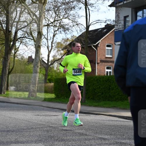 12.04.2026 - 45. Internationalen Wilhelmsburger Insellauf J. Mangold http://msf.ph/oto/9455646 12.04.2026 10:27:26 Ziel 3815, 5440, 5279, 2659, 5645, 5585, 2181, 4580, 2213, 4651, 3562 meine-sportfotos.de