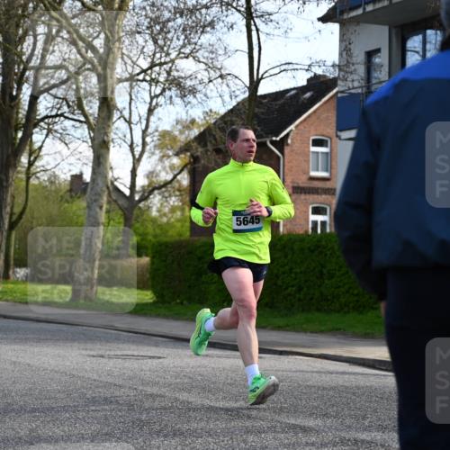 12.04.2026 - 45. Internationalen Wilhelmsburger Insellauf J. Mangold http://msf.ph/oto/9455648 12.04.2026 10:27:26 Ziel 3815, 5440, 5279, 2659, 5645, 5585, 2181, 4580, 2213, 4651, 3562 meine-sportfotos.de