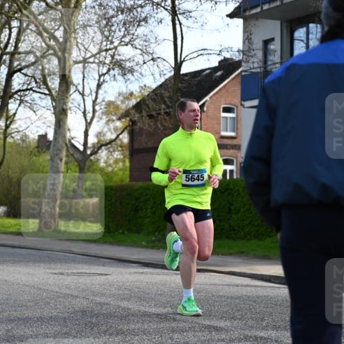 12.04.2026 - 45. Internationalen Wilhelmsburger Insellauf J. Mangold http://msf.ph/oto/9455650 12.04.2026 10:27:26 Ziel 3815, 5440, 5279, 2659, 5645, 5585, 2181, 4580, 2213, 4651, 3562 meine-sportfotos.de