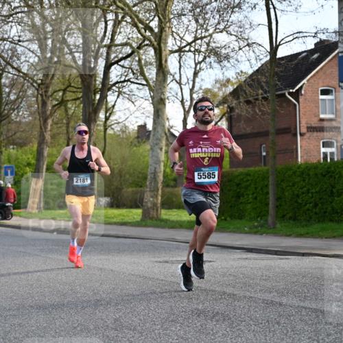 12.04.2026 - 45. Internationalen Wilhelmsburger Insellauf J. Mangold http://msf.ph/oto/9455653 12.04.2026 10:27:36 Ziel 5585, 2181, 4580, 2213, 4651, 3562, 2265, 5473, 4163, 4214, 2022, 4068, 4294 meine-sportfotos.de