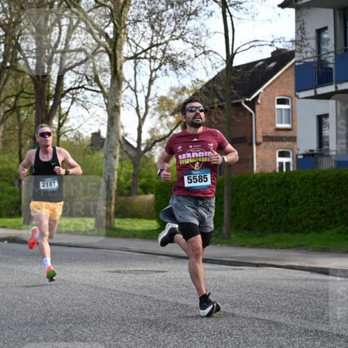 12.04.2026 - 45. Internationalen Wilhelmsburger Insellauf J. Mangold http://msf.ph/oto/9455656 12.04.2026 10:27:36 Ziel 5585, 2181, 4580, 2213, 4651, 3562, 2265, 5473, 4163, 4214, 2022, 4068, 4294 meine-sportfotos.de