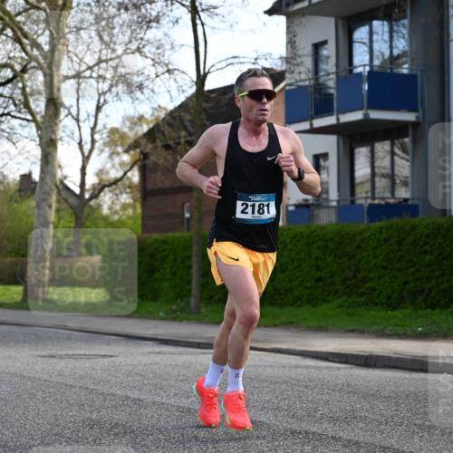 12.04.2026 - 45. Internationalen Wilhelmsburger Insellauf J. Mangold http://msf.ph/oto/9455671 12.04.2026 10:27:38 Ziel 5585, 2181, 4580, 2213, 4651, 3562, 2265, 5473, 4163, 4214, 2022, 4068, 4294, 2851, 5452 meine-sportfotos.de