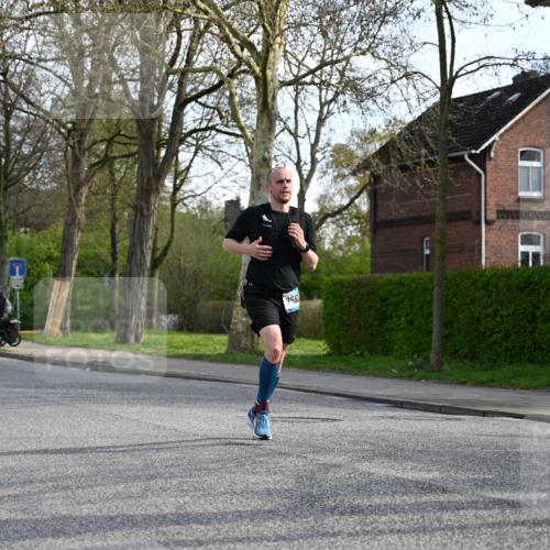 12.04.2026 - 45. Internationalen Wilhelmsburger Insellauf J. Mangold http://msf.ph/oto/9455699 12.04.2026 10:27:56 Ziel 2213, 4651, 3562, 2265, 5473, 4163, 4214, 4163, 4214, 2022, 4068, 4294, 2851, 5452, 4995, 5833, 5833, 3904, 4994, 4831, 3141, 4883 meine-sportfotos.de