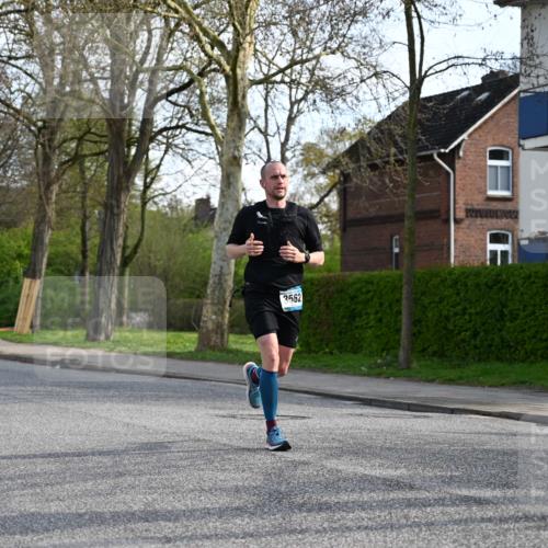 12.04.2026 - 45. Internationalen Wilhelmsburger Insellauf J. Mangold http://msf.ph/oto/9455702 12.04.2026 10:27:57 Ziel 4651, 3562, 2265, 5473, 4163, 4214, 2022, 2022, 4068, 4294, 2851, 5452, 4995, 5833, 3904, 4994, 4831, 3141, 4883 meine-sportfotos.de
