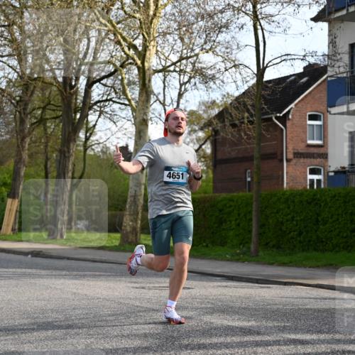 12.04.2026 - 45. Internationalen Wilhelmsburger Insellauf J. Mangold http://msf.ph/oto/9455728 12.04.2026 10:27:59 Ziel 4651, 3562, 2265, 5473, 4163, 4214, 2022, 4068, 4294, 2851, 5452, 4995, 5833, 3904, 4994, 4831, 3141, 4883, 2979, 3585 meine-sportfotos.de