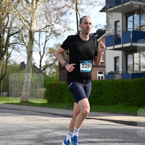 12.04.2026 - 45. Internationalen Wilhelmsburger Insellauf J. Mangold http://msf.ph/oto/9455762 12.04.2026 10:28:04 Ziel 4651, 3562, 2265, 5473, 4163, 4214, 2022, 4068, 4294, 2851, 5452, 4995, 5833, 3904, 4994, 4831, 4831, 3141, 4883, 2979, 3585, 4154, 3473 meine-sportfotos.de