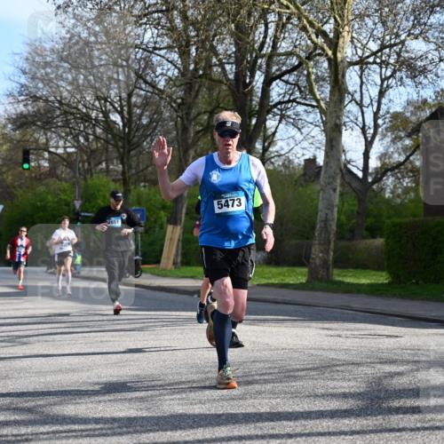 12.04.2026 - 45. Internationalen Wilhelmsburger Insellauf J. Mangold http://msf.ph/oto/9455794 12.04.2026 10:28:13 Ziel 2265, 5473, 4163, 4214, 2022, 4068, 4294, 2851, 5452, 4995, 5833, 3904, 4994, 3904, 4994, 4831, 3141, 4883, 2979, 3585, 4154, 3473, 4075, 4144 meine-sportfotos.de