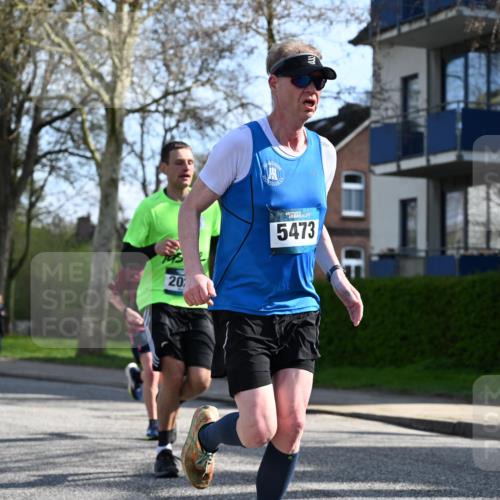 12.04.2026 - 45. Internationalen Wilhelmsburger Insellauf J. Mangold http://msf.ph/oto/9455812 12.04.2026 10:28:14 Ziel 2265, 5473, 4163, 4214, 2022, 4068, 4294, 2851, 5452, 4995, 5833, 3904, 4994, 4831, 3141, 4883, 2979, 3585, 4154, 4154, 3473, 4075, 4144 meine-sportfotos.de