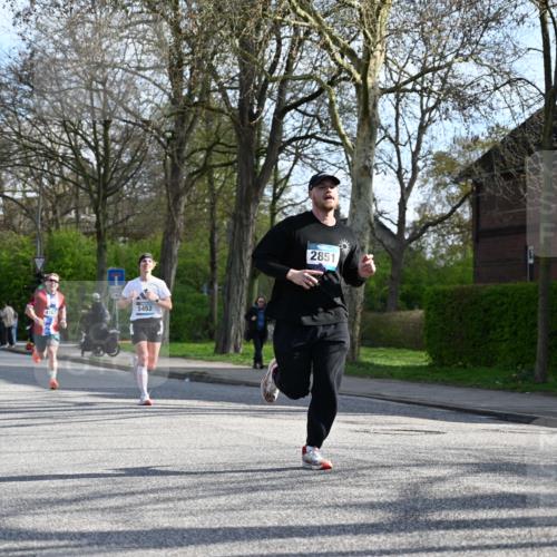 12.04.2026 - 45. Internationalen Wilhelmsburger Insellauf J. Mangold http://msf.ph/oto/9455815 12.04.2026 10:28:15 Ziel 2265, 5473, 4163, 4214, 2022, 4068, 4294, 2851, 5452, 4995, 5833, 3904, 4994, 4831, 3141, 4883, 2979, 3585, 4154, 3473, 3473, 4075, 4144 meine-sportfotos.de