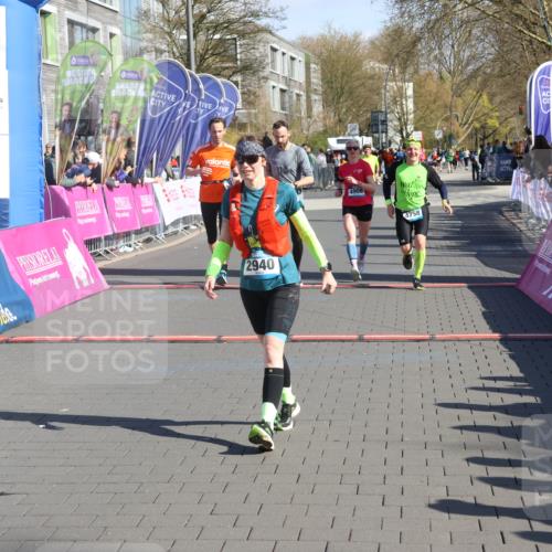 12.04.2026 - 45. Internationalen Wilhelmsburger Insellauf Strokosch-Dieckow http://msf.ph/oto/9455851 12.04.2026 10:44:57 Ziel 2911, 4934, 2940, 4815, 4758, 5009, 4906 meine-sportfotos.de