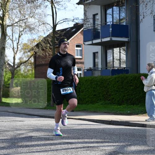 12.04.2026 - 45. Internationalen Wilhelmsburger Insellauf J. Mangold http://msf.ph/oto/9455903 12.04.2026 10:28:28 Ziel 4995, 5833, 3904, 4994, 4831, 3141, 4883, 2979, 3585, 4154, 3473, 4075, 4144, 5316, 5316, 3514, 2793, 3777 meine-sportfotos.de
