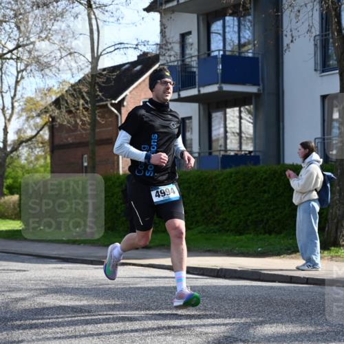 12.04.2026 - 45. Internationalen Wilhelmsburger Insellauf J. Mangold http://msf.ph/oto/9455906 12.04.2026 10:28:28 Ziel 4995, 5833, 3904, 4994, 4831, 3141, 4883, 2979, 3585, 4154, 3473, 4075, 4144, 5316, 5316, 3514, 2793, 3777 meine-sportfotos.de