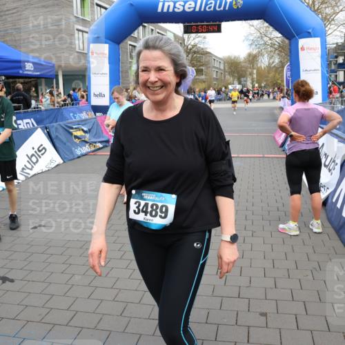 12.04.2026 - 45. Internationalen Wilhelmsburger Insellauf Strokosch-Dieckow http://msf.ph/oto/9455972 12.04.2026 13:03:43 Ziel 3489 meine-sportfotos.de