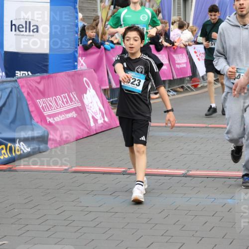 12.04.2026 - 45. Internationalen Wilhelmsburger Insellauf Strokosch-Dieckow http://msf.ph/oto/9456056 12.04.2026 13:03:35 Ziel 4523 meine-sportfotos.de