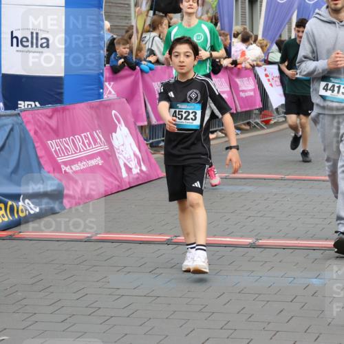 12.04.2026 - 45. Internationalen Wilhelmsburger Insellauf Strokosch-Dieckow http://msf.ph/oto/9456062 12.04.2026 13:03:35 Ziel 4523 meine-sportfotos.de