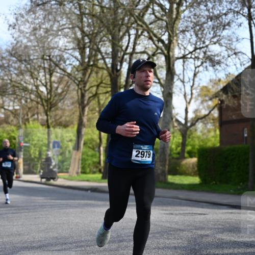 12.04.2026 - 45. Internationalen Wilhelmsburger Insellauf J. Mangold http://msf.ph/oto/9456069 12.04.2026 10:28:35 Ziel 3904, 4994, 4831, 3141, 4883, 2979, 3585, 4154, 3473, 4075, 4144, 5316, 3514, 2793, 3777, 4979, 4087, 3735 meine-sportfotos.de