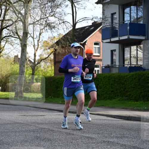 12.04.2026 - 45. Internationalen Wilhelmsburger Insellauf J. Mangold http://msf.ph/oto/9456095 12.04.2026 10:28:43 Ziel 3141, 4883, 2979, 3585, 4154, 3473, 4075, 4144, 5316, 3514, 2793, 3777, 4979, 4087, 3735, 3778 meine-sportfotos.de