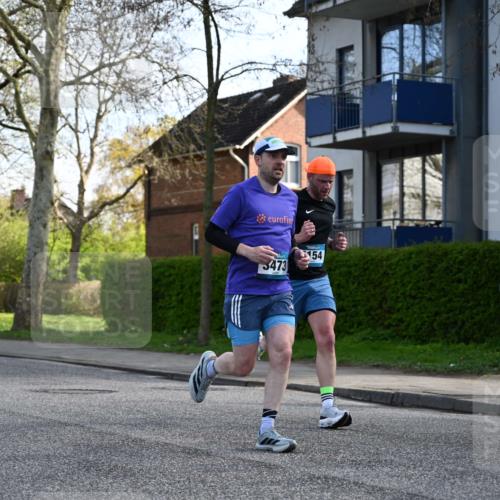 12.04.2026 - 45. Internationalen Wilhelmsburger Insellauf J. Mangold http://msf.ph/oto/9456099 12.04.2026 10:28:43 Ziel 3141, 4883, 2979, 3585, 4154, 3473, 4075, 4144, 5316, 3514, 2793, 3777, 4979, 4087, 3735, 3778 meine-sportfotos.de