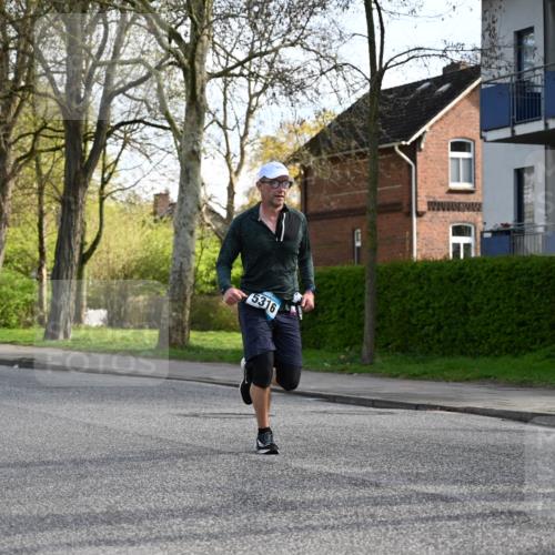 12.04.2026 - 45. Internationalen Wilhelmsburger Insellauf J. Mangold http://msf.ph/oto/9456138 12.04.2026 10:28:55 Ziel 4075, 4144, 5316, 3514, 2793, 3777, 4979, 4087, 3735, 3778, 4975, 4027, 5804, 3355 meine-sportfotos.de