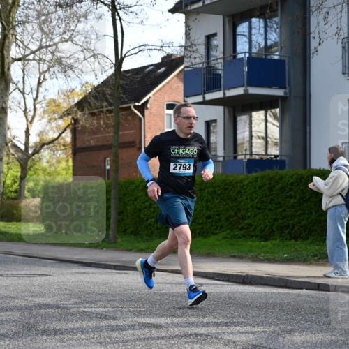 12.04.2026 - 45. Internationalen Wilhelmsburger Insellauf J. Mangold http://msf.ph/oto/9456161 12.04.2026 10:28:59 Ziel 4144, 5316, 3514, 2793, 3777, 4979, 4087, 3735, 3778, 4975, 4027, 5804, 3355, 4142, 2627 meine-sportfotos.de