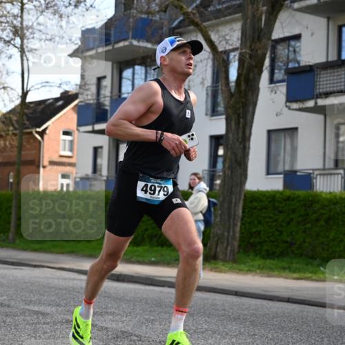 12.04.2026 - 45. Internationalen Wilhelmsburger Insellauf J. Mangold http://msf.ph/oto/9456210 12.04.2026 10:29:09 Ziel 3514, 2793, 3777, 4979, 4087, 3735, 3778, 4975, 4027, 5804, 3355, 4142, 2627, 3542, 4511 meine-sportfotos.de