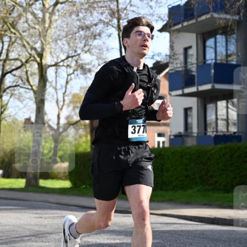 12.04.2026 - 45. Internationalen Wilhelmsburger Insellauf J. Mangold http://msf.ph/oto/9456237 12.04.2026 10:29:19 Ziel 3735, 3778, 4975, 4027, 5804, 3355, 4142, 2627, 3542, 4511, 5459, 4670 meine-sportfotos.de